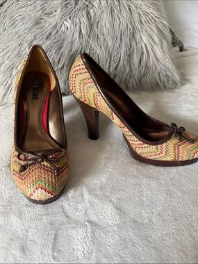 Unlisted Multi-Color Chevron Woven Bow Pumps